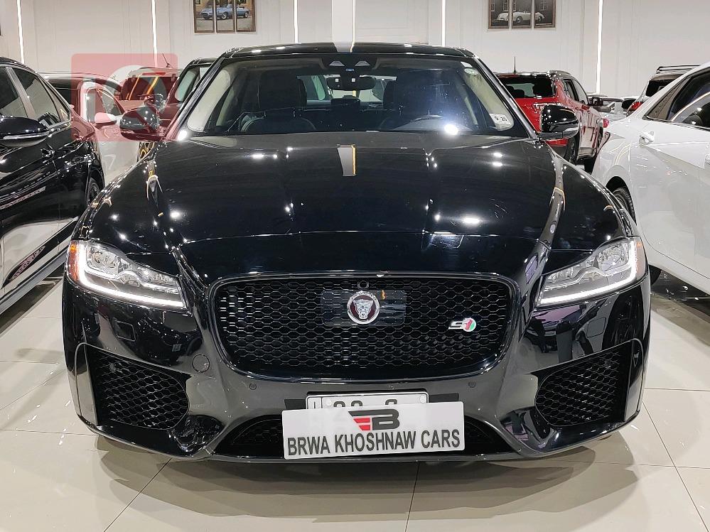 جاكوار XF